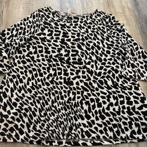 Chicos Black and White Print Sweater Size 2 Large